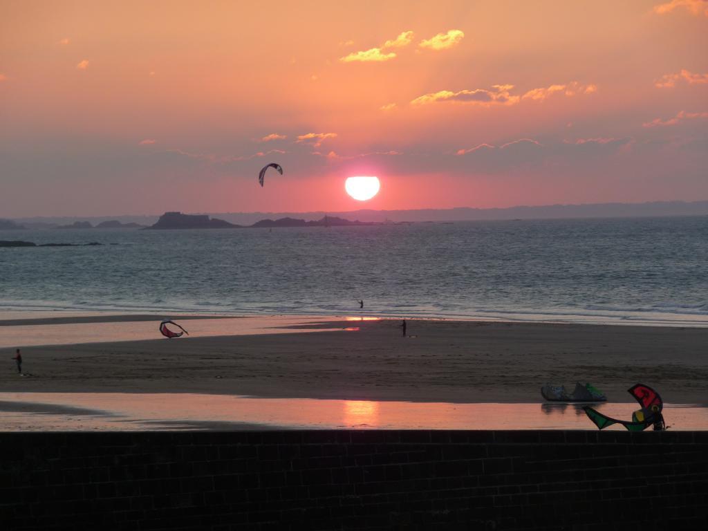 Appartement Plage Saint-Malo Bagian luar foto